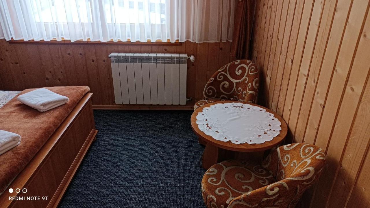 Pokoje Goscinne Anna Bukowska بوكافينا تترايسكا المظهر الخارجي الصورة